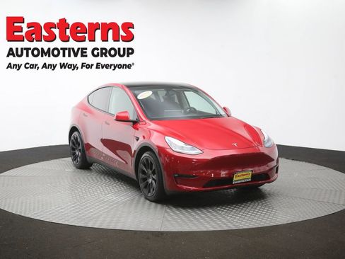 Used 2021 Tesla Model Y Long Range AWD/4WD image 45