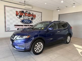 Used 2020 Nissan Rogue SV video 1