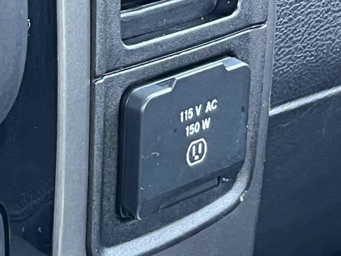 Used 2017 RAM 1500 Sport w/ Black Ram 1500 Sport Group AWD/4WD image 35