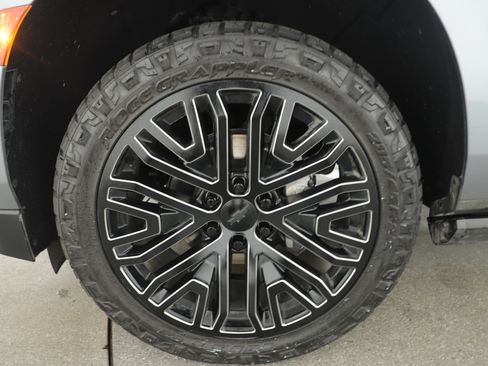 Used 2021 Chevrolet Tahoe Premier w/ Texas Edition image 7