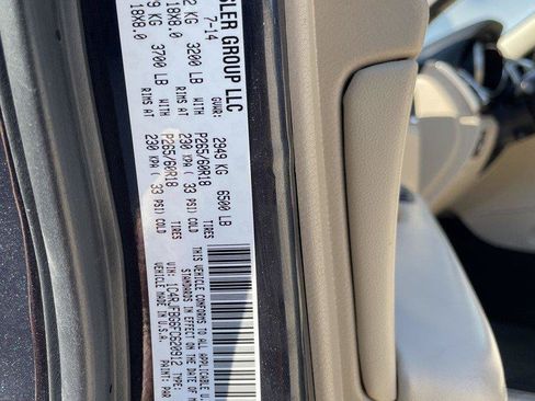 Used 2015 Jeep Grand Cherokee Limited w/ Luxury Group II AWD/4WD image 37