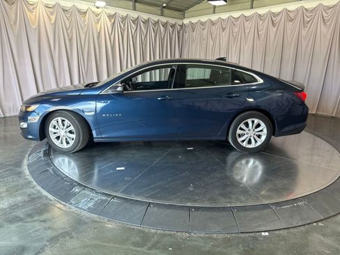 Used 2022 Chevrolet Malibu LT FWD image 8