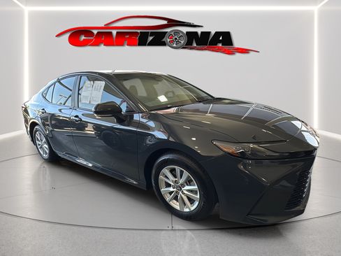 Used 2025 Toyota Camry LE FWD image 2