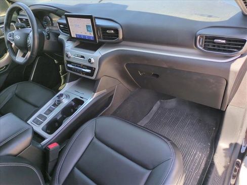 Used 2023 Ford Explorer XLT w/ Equipment Group 202A image 17