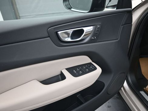 New 2026 Volvo XC60 B5 Plus w/ Protection Package Premier image 10