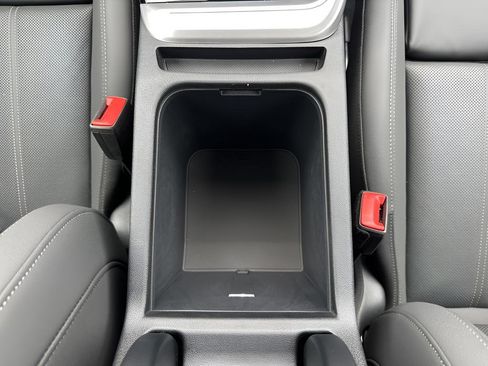 Used 2025 Audi Q5 Premium Plus w/ Premium Plus image 24