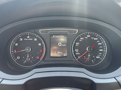 Used 2018 Audi Q3 2.0T Premium Plus FWD image 23