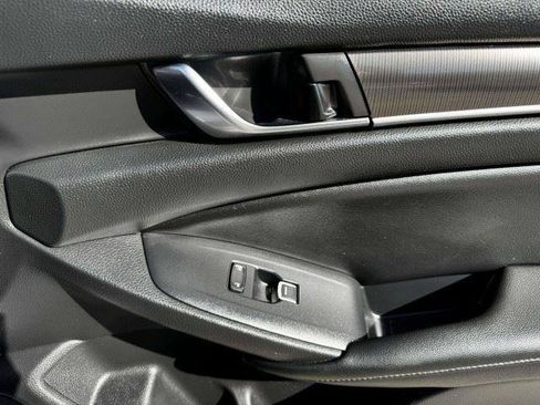 Used 2020 Honda Accord Sport image 45