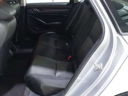 Used 2019 Honda Accord Hybrid image 21