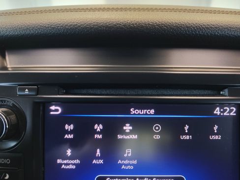 Used 2019 Nissan Titan SL RWD image 35