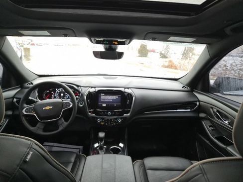 Certified 2023 Chevrolet Traverse Premier w/ LPO, Floor Liner Package image 36