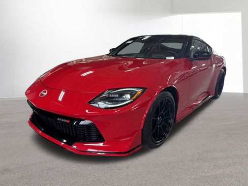 New 2026 Nissan Z NISMO w/ Floor Mat Package RWD image 9