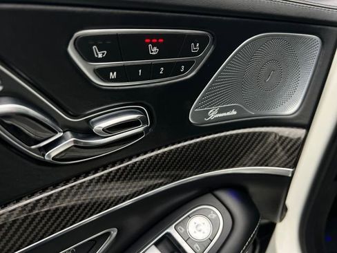 Used 2015 Mercedes-Benz S 63 AMG 4MATIC Sedan image 12