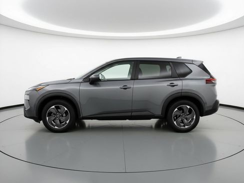 Used 2025 Nissan Rogue SV FWD image 5