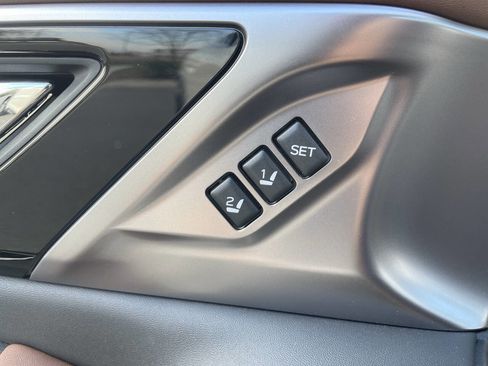 Used 2024 Subaru Outback Touring XT image 12