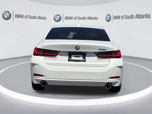 Used 2023 BMW 330i Sedan w/ Convenience Package RWD image 25