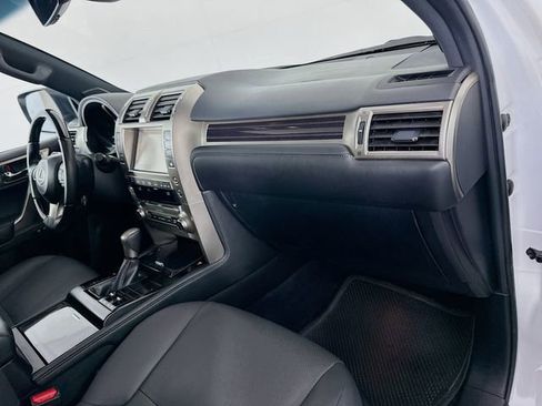 Used 2021 Lexus GX 460 Premium w/ Premium Package AWD/4WD image 30