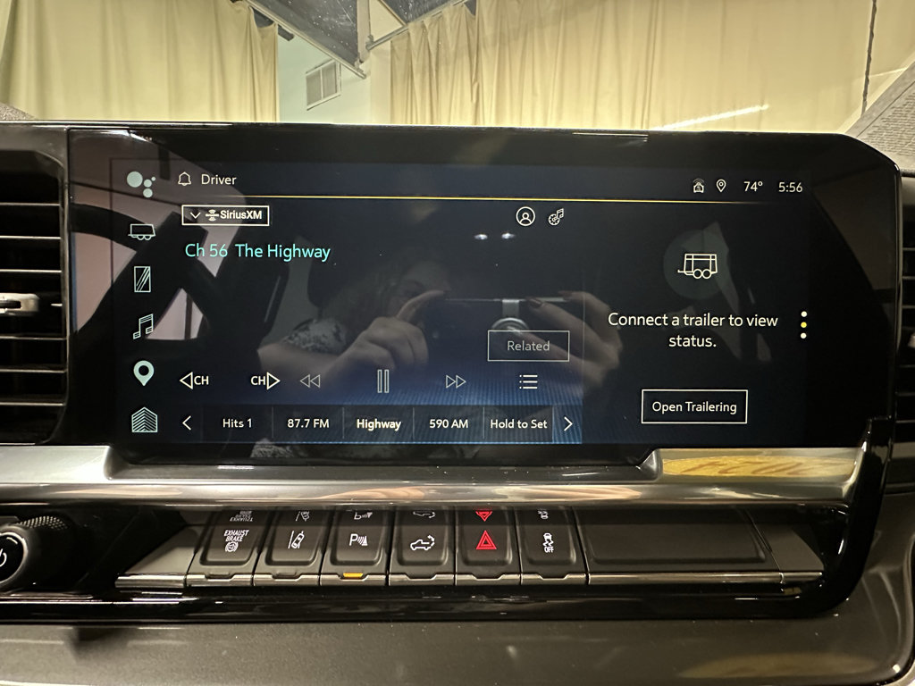 Certified 2024 Chevrolet Silverado 2500 High Country AWD/4WD image 29