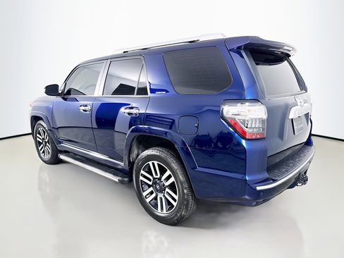 Used 2022 Toyota 4Runner Limited AWD/4WD image 5