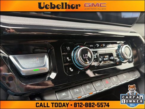Used 2023 GMC Sierra 1500 AT4 w/ AT4 Premium Package AWD/4WD image 29