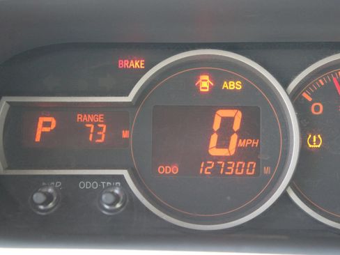 Used 2014 Scion xB FWD image 25