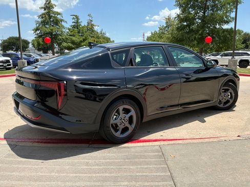 Used 2025 Kia K4 FWD image 6