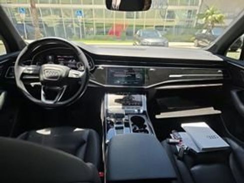 Used 2023 Audi Q7 2.0T Premium Plus w/ Premium Plus Package AWD/4WD image 4