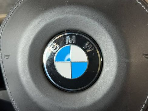 Used 2025 BMW 740i RWD image 5