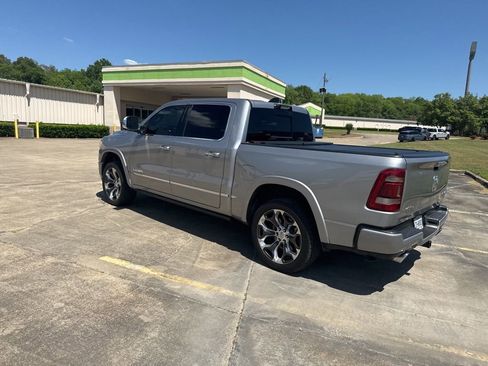 Used 2022 RAM 1500 Limited image 11