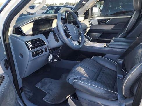 Used 2022 Lincoln Navigator L Black Label image 5