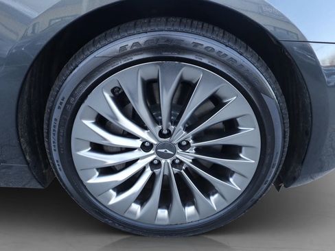 Used 2018 Genesis G90 5.0 Ultimate image 15