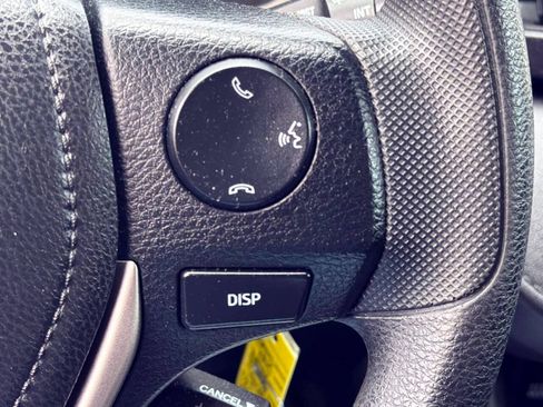 Used 2016 Toyota RAV4 LE AWD/4WD image 18