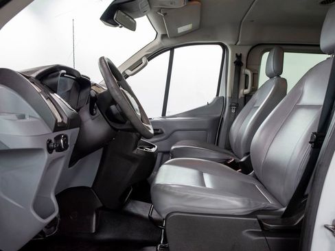 Used 2018 Ford Transit 150 XL image 9