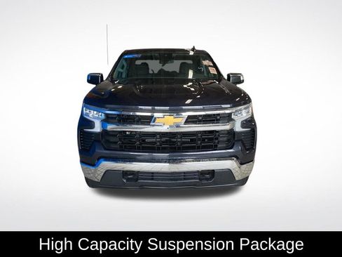 Used 2024 Chevrolet Silverado 1500 LT AWD/4WD image 2