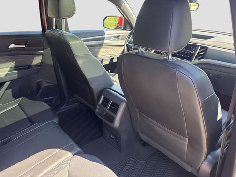 Used 2021 Volkswagen Atlas Cross Sport SE w/ Panoramic Sunroof Package AWD/4WD image 24