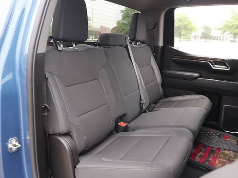 Used 2024 Chevrolet Silverado 1500 LT AWD/4WD image 30