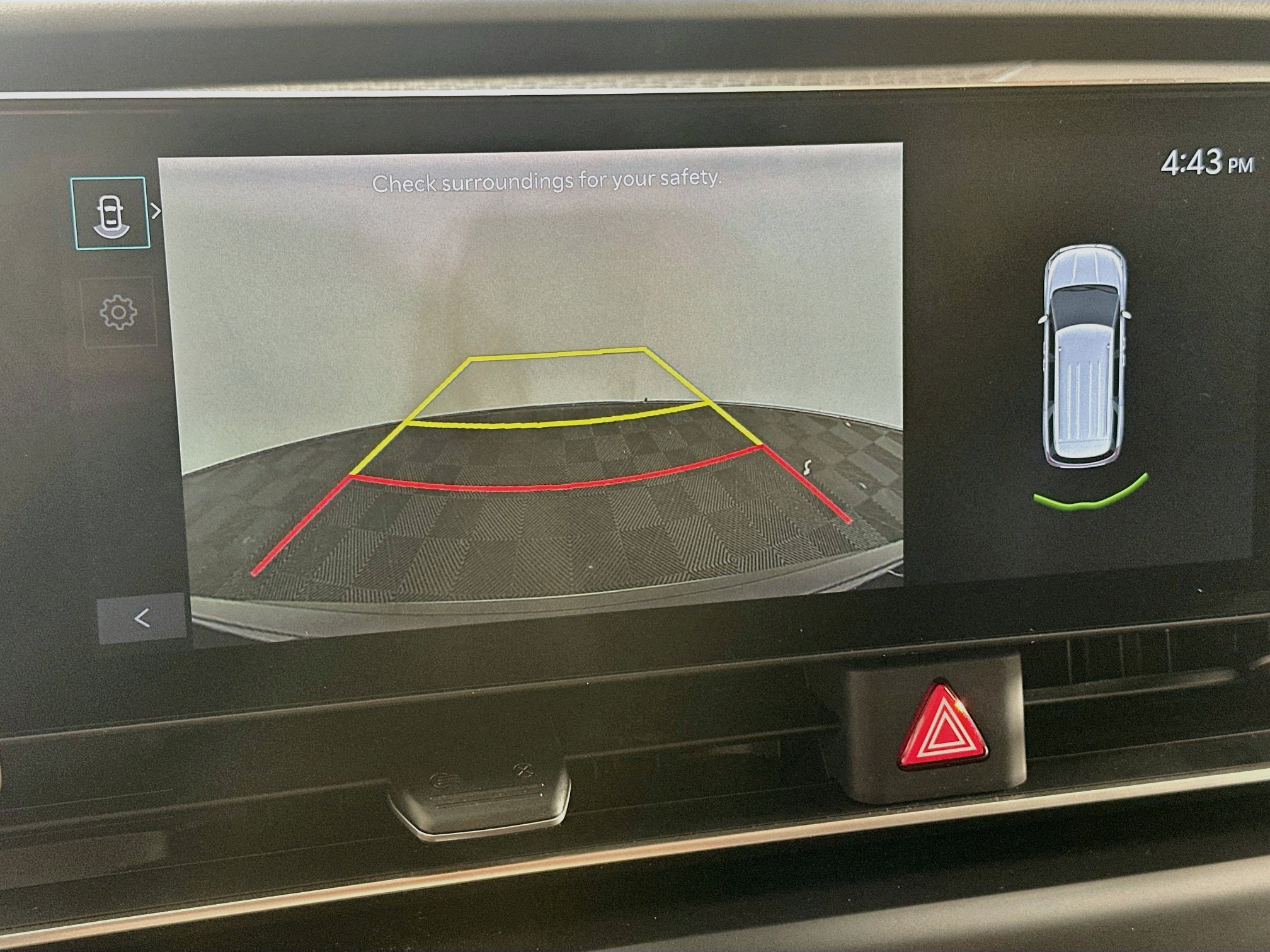 Used 2025 Kia Carnival FWD image 23