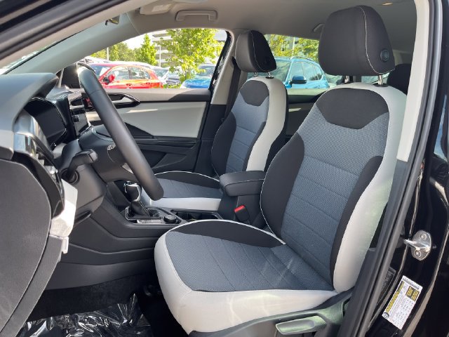 Certified 2025 Volkswagen Taos S AWD/4WD image 12