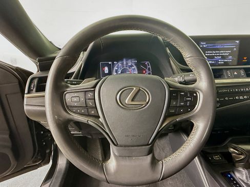 Used 2019 Lexus ES 350 image 11