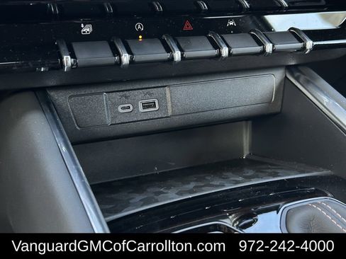 New 2026 GMC Canyon AT4 image 17