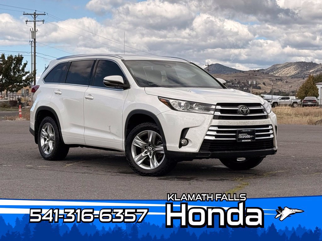 Used 2017 Toyota Highlander Limited AWD/4WD image 1