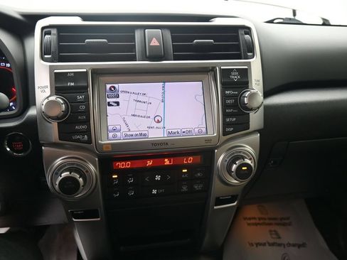 Used 2011 Toyota 4Runner Limited AWD/4WD image 19