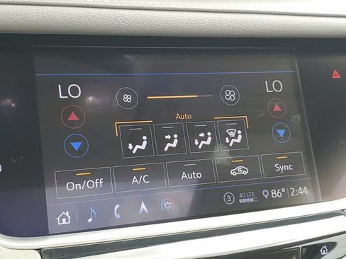 Used 2020 Cadillac XT5 Premium Luxury AWD/4WD image 15