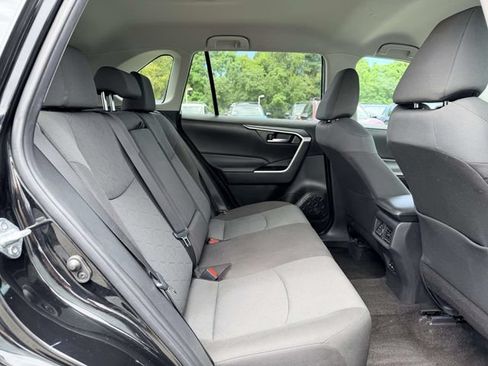 Used 2024 Toyota RAV4 XLE AWD/4WD image 11