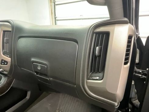 Used 2016 GMC Sierra 3500 Denali w/ Duramax Plus Package AWD/4WD image 10