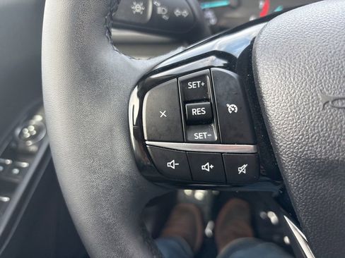 Used 2022 Ford Escape SEL image 34