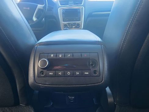 Used 2015 GMC Acadia SLT image 24