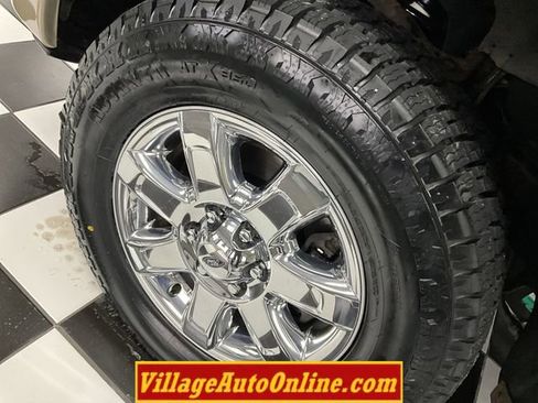 Used 2014 Ford F150 Lariat w/ Equipment Group 502A Luxury image 9