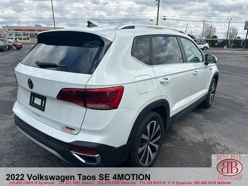 Used 2022 Volkswagen Taos SE image 3