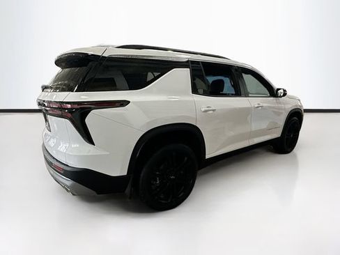 New 2026 Chevrolet Traverse LT w/ LPO, Floor Liner Package AWD/4WD image 6